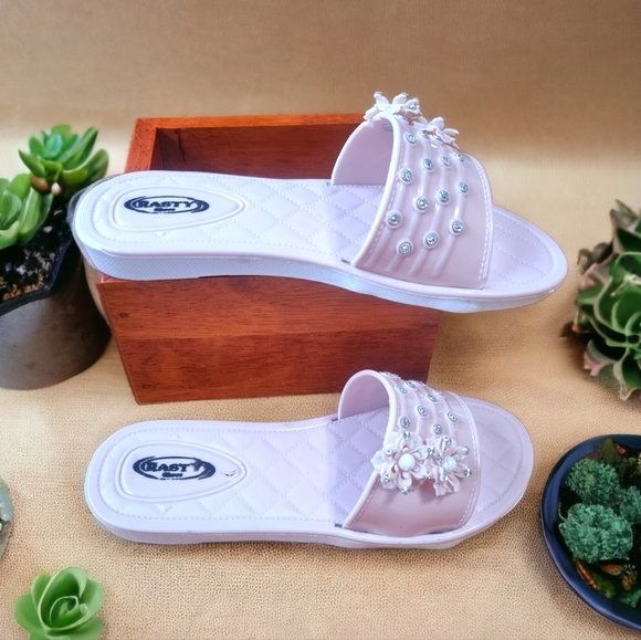 Ladies Light Pink Rubber Slides with Bling - Picture 2 of 7